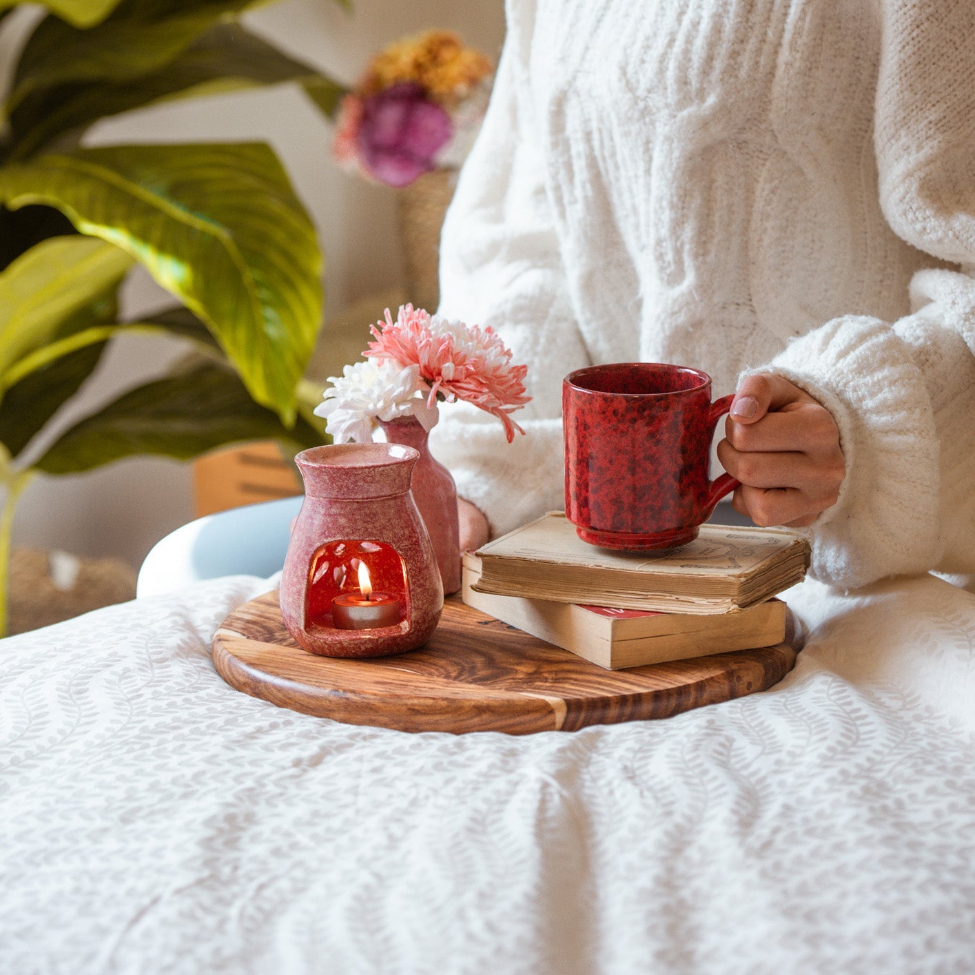 Ishtar Oil Burner - Ellie Home