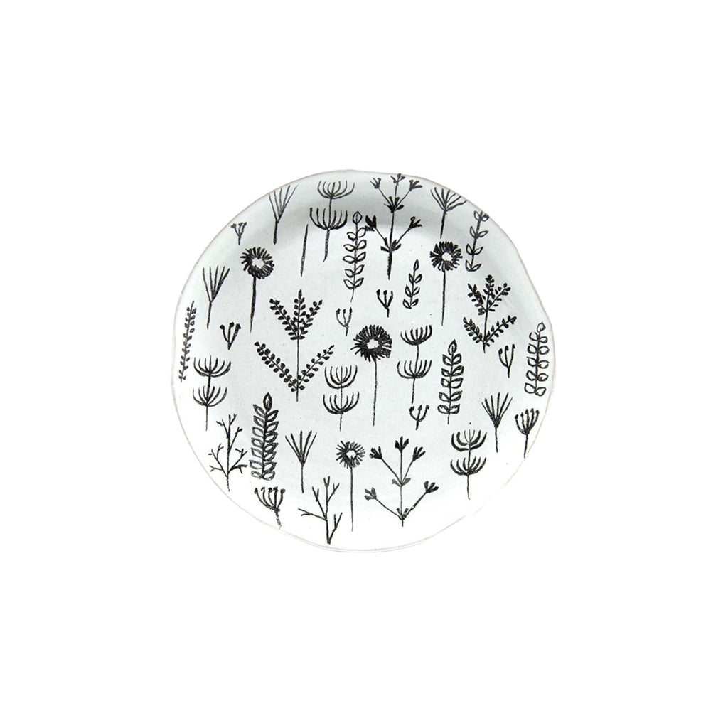 Monochrome Wall Plates - Ellie Home