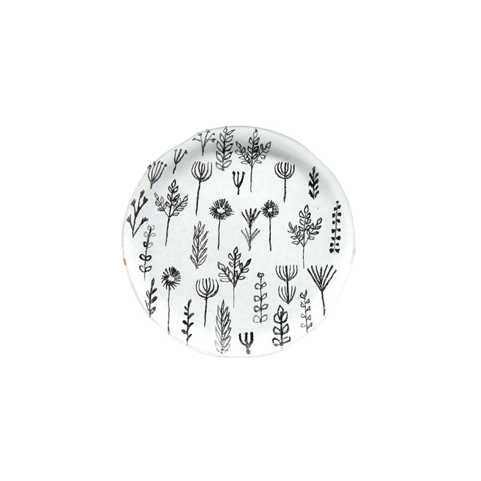 Monochrome Wall Plates - Ellie Home