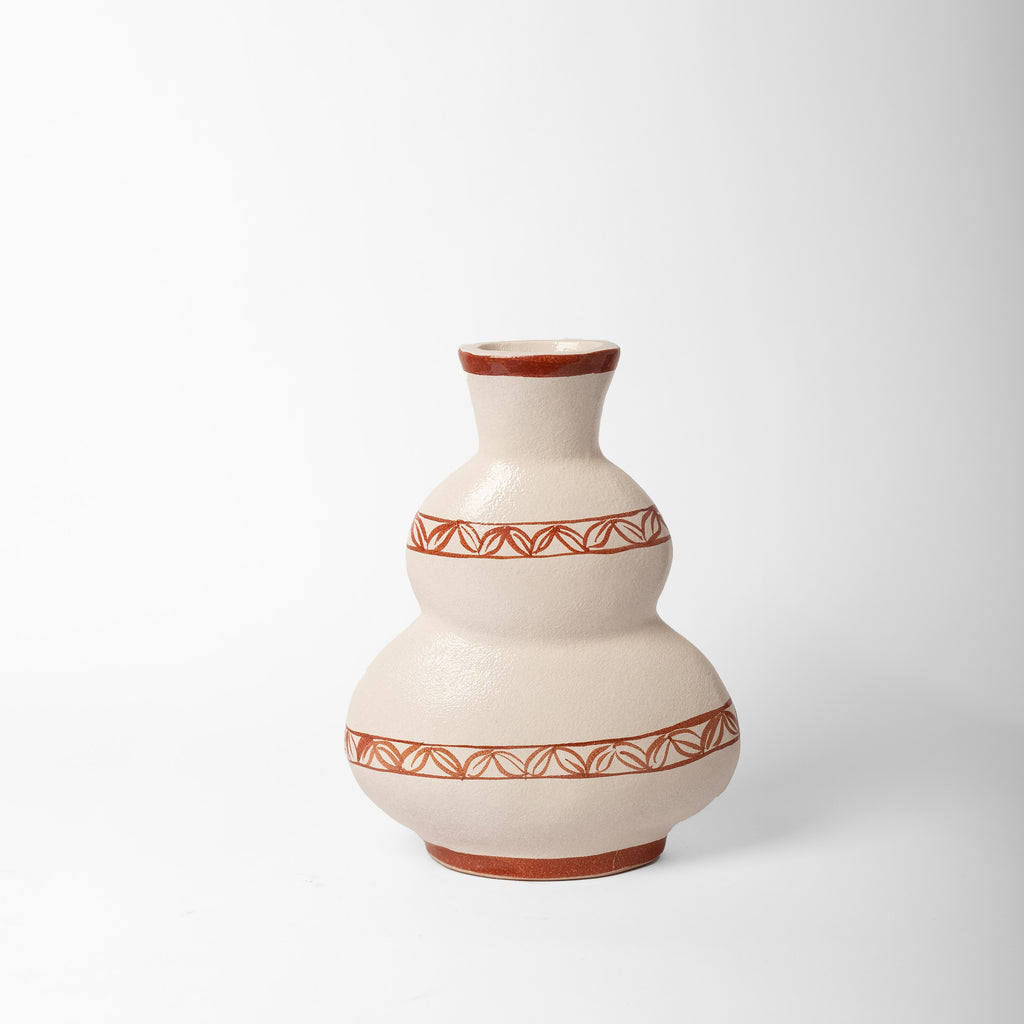 Leafline Vase - Ellie Home