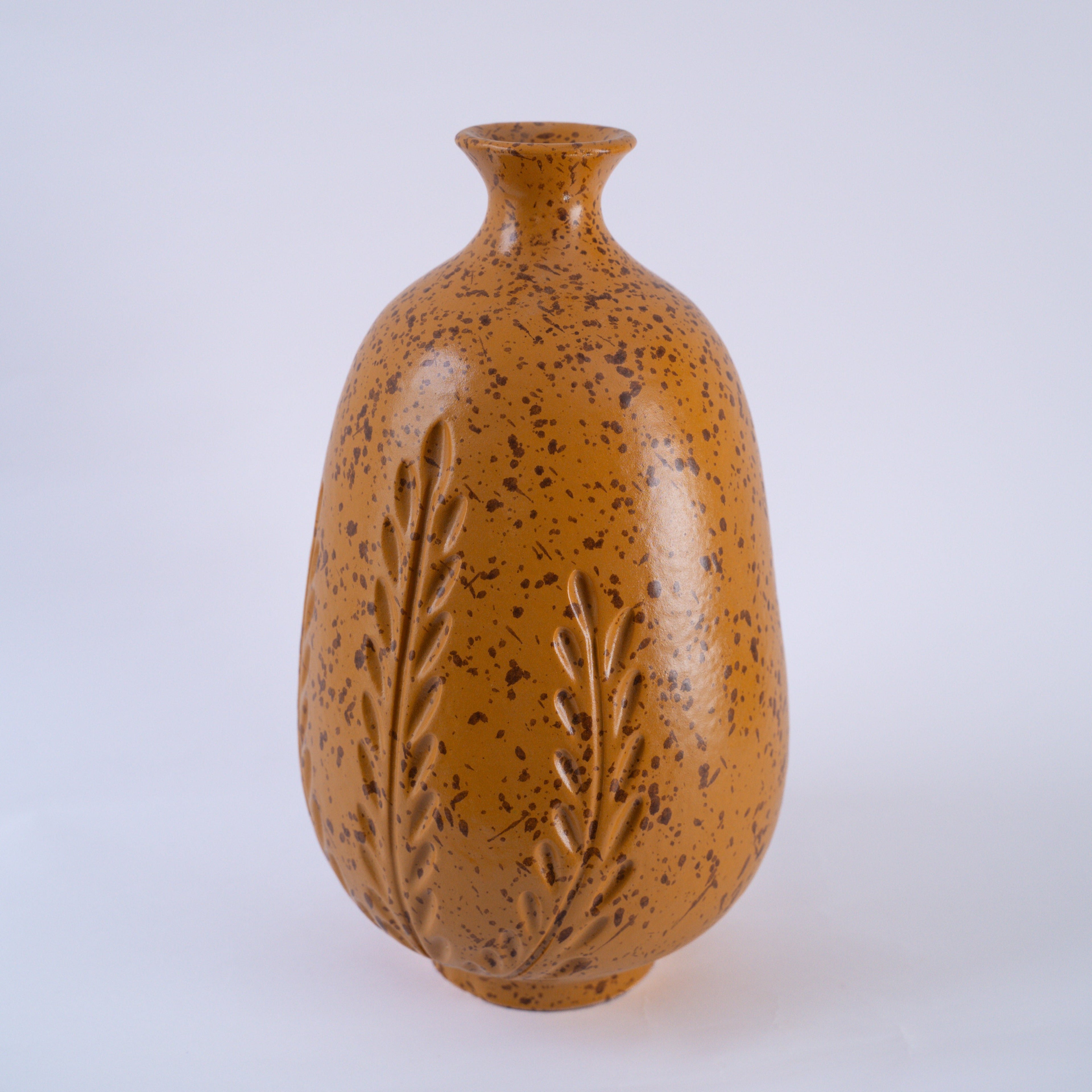 Falling Leaves Vase - Ellie Home