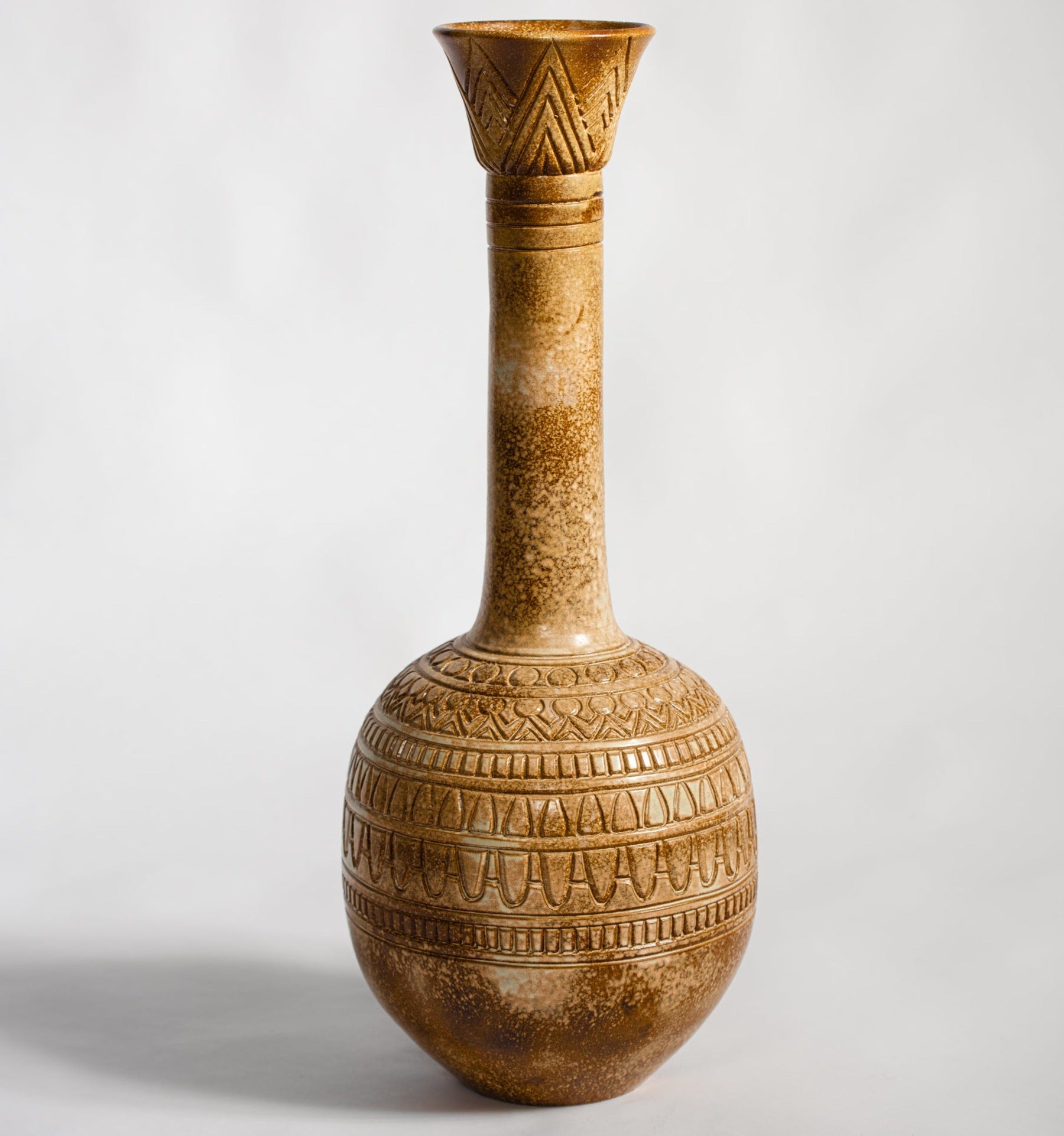 The Jewel Essence Vase - Ellie Home