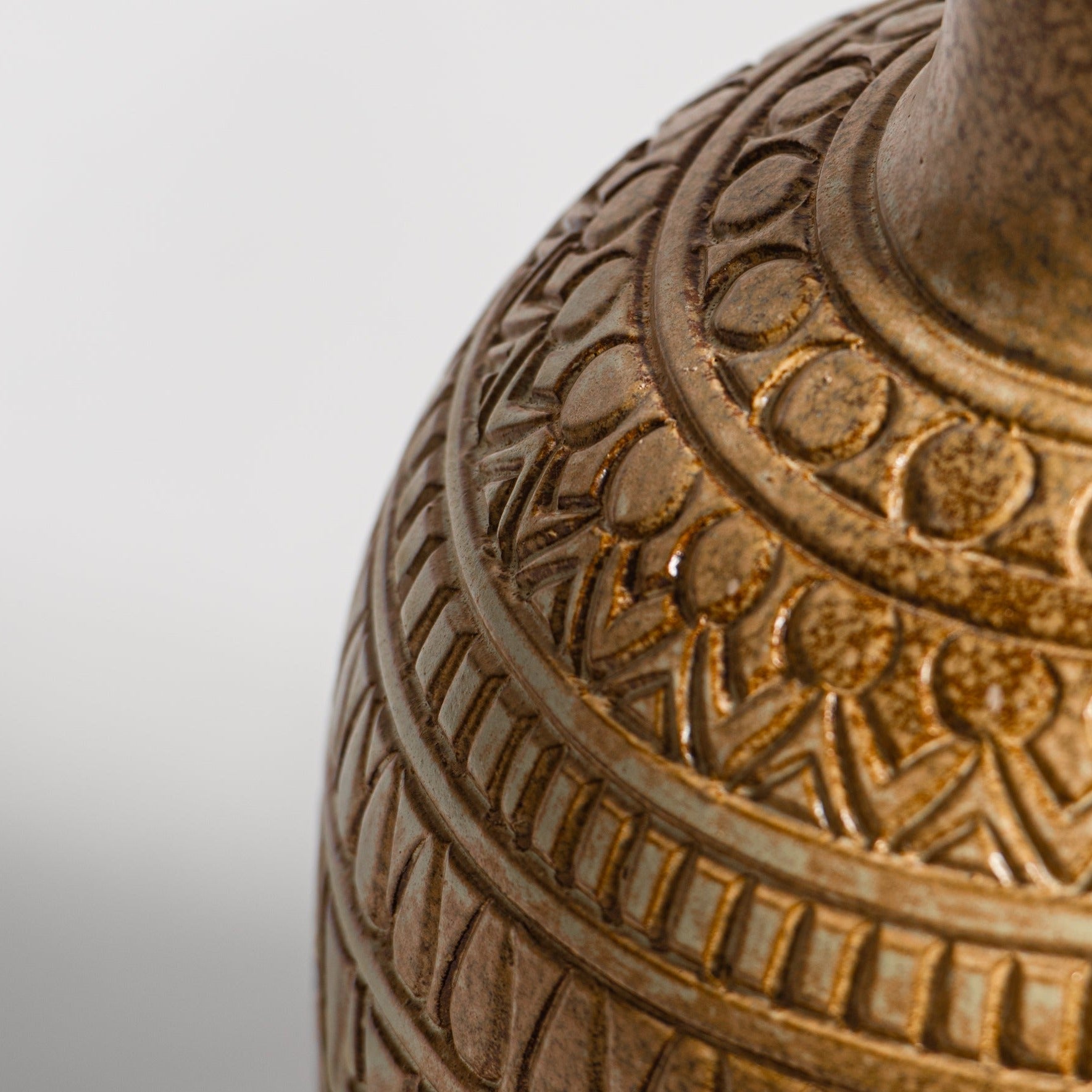 The Jewel Essence Vase - Ellie Home