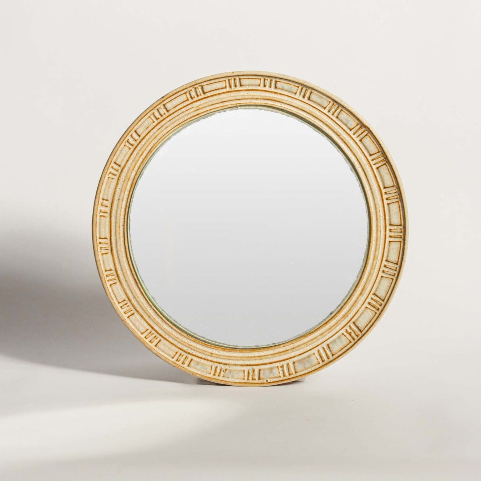 The Eternal Radiance Mirror - Ellie Home