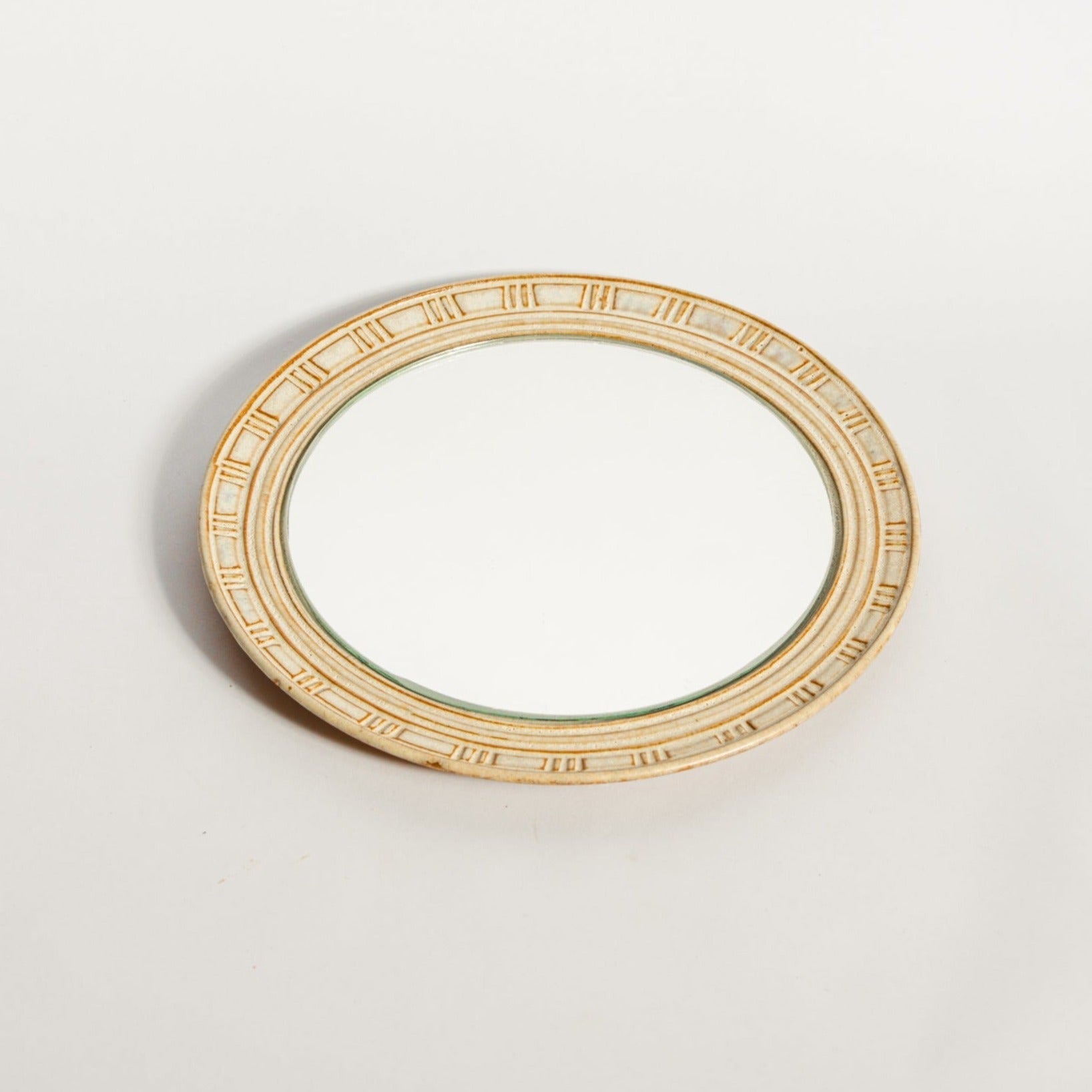 The Eternal Radiance Mirror - Ellie Home