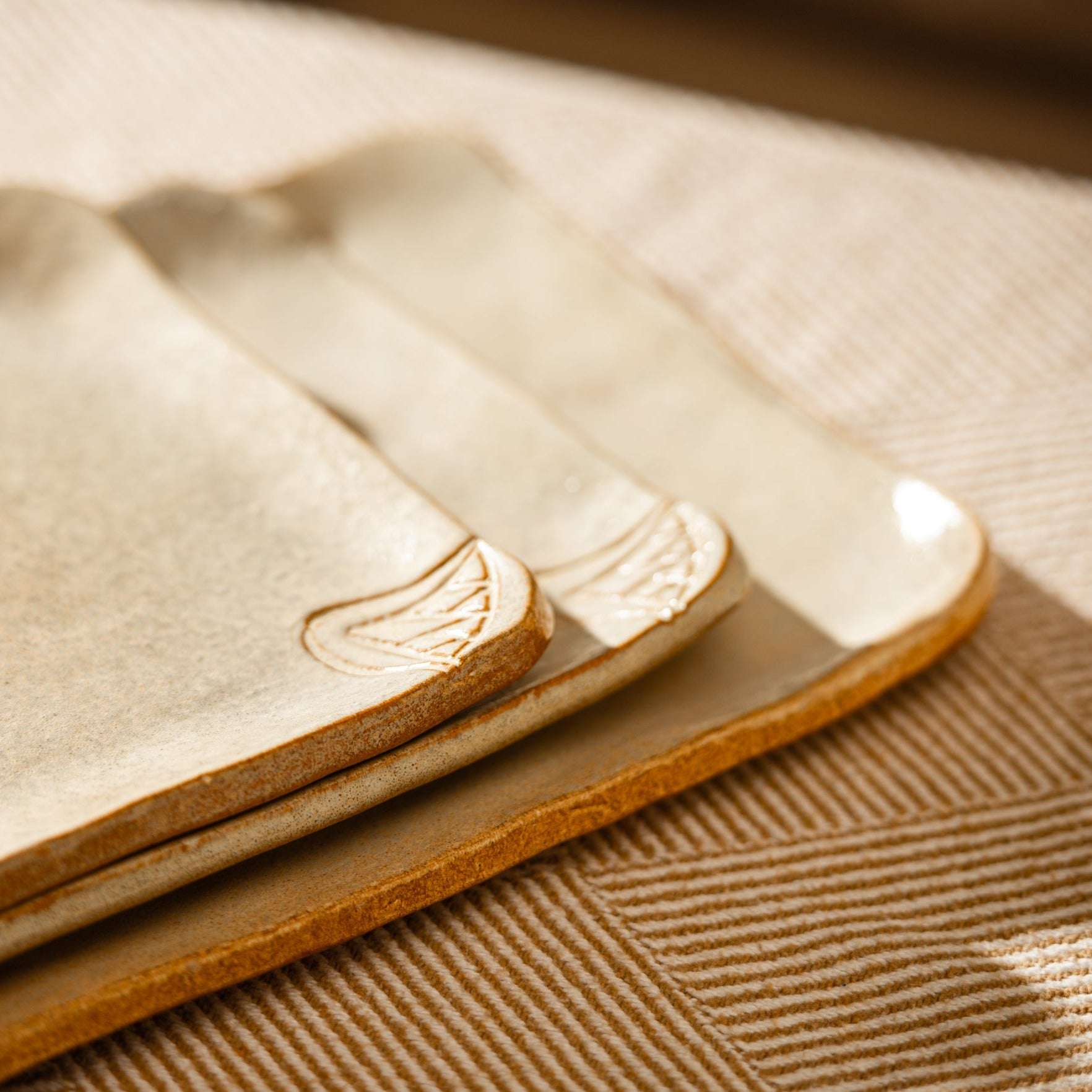 The Blooming Lotus Platters Set - Ellie Home