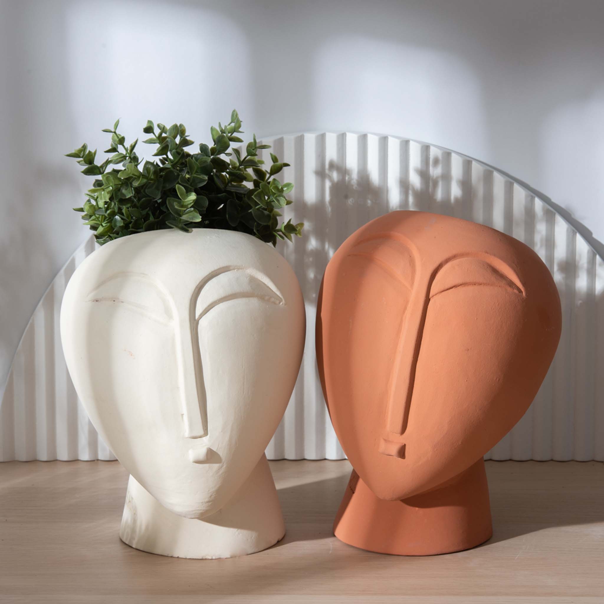 Round Face Vases - Ellie Home