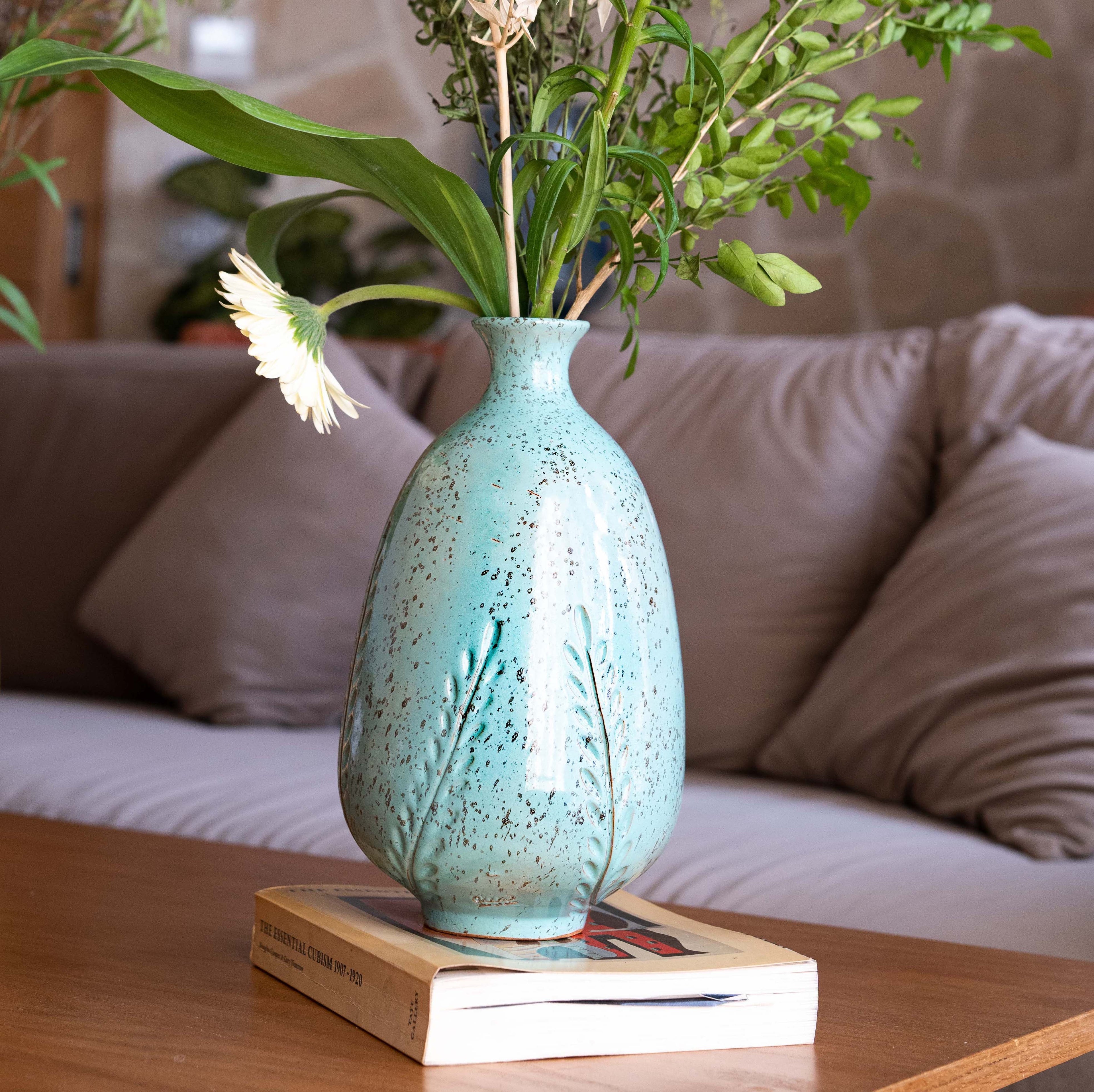 Falling Leaves Vase - Ellie Home