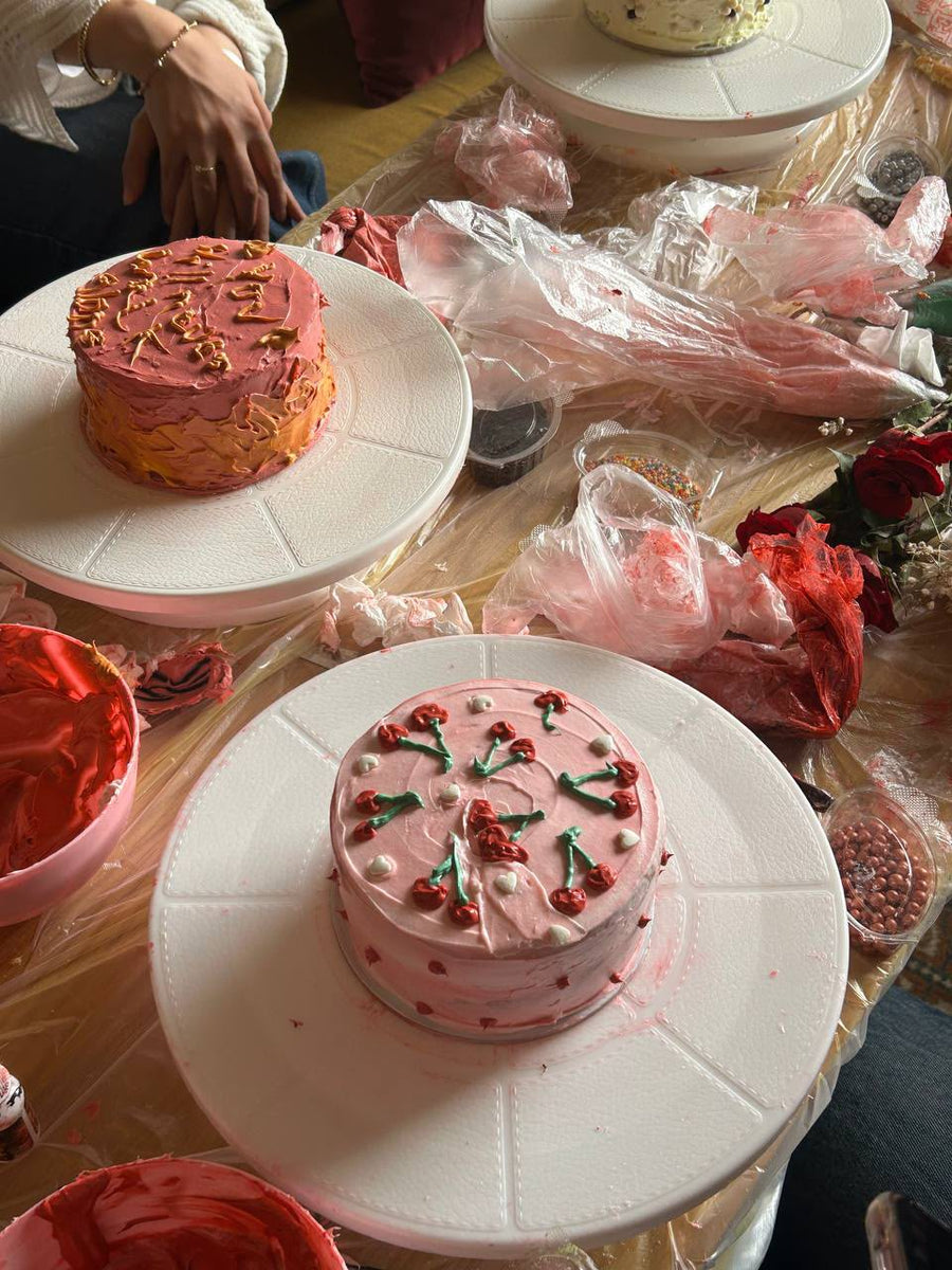Cake Decorating